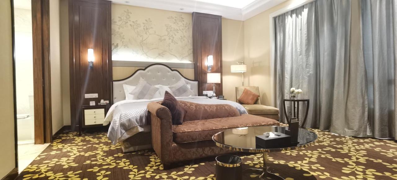 Ondine International Hotel Zhenjiang  Dış mekan fotoğraf
